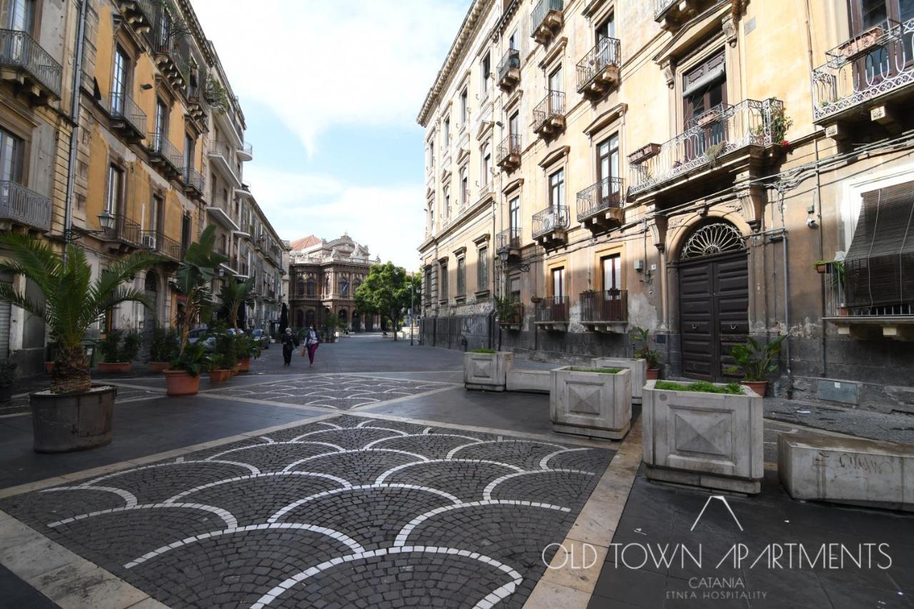 Old Town Apartments Катания Экстерьер фото