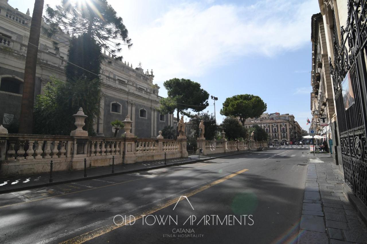 Old Town Apartments Катания Экстерьер фото