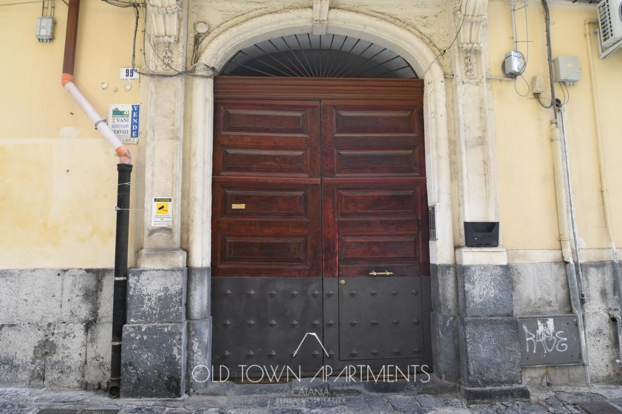 Old Town Apartments Катания Экстерьер фото