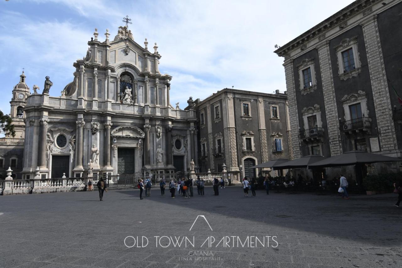 Old Town Apartments Катания Экстерьер фото