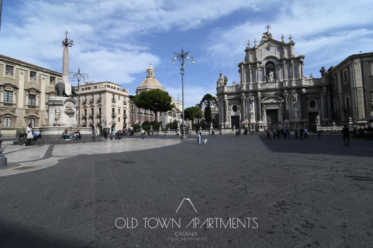 Old Town Apartments Катания Экстерьер фото