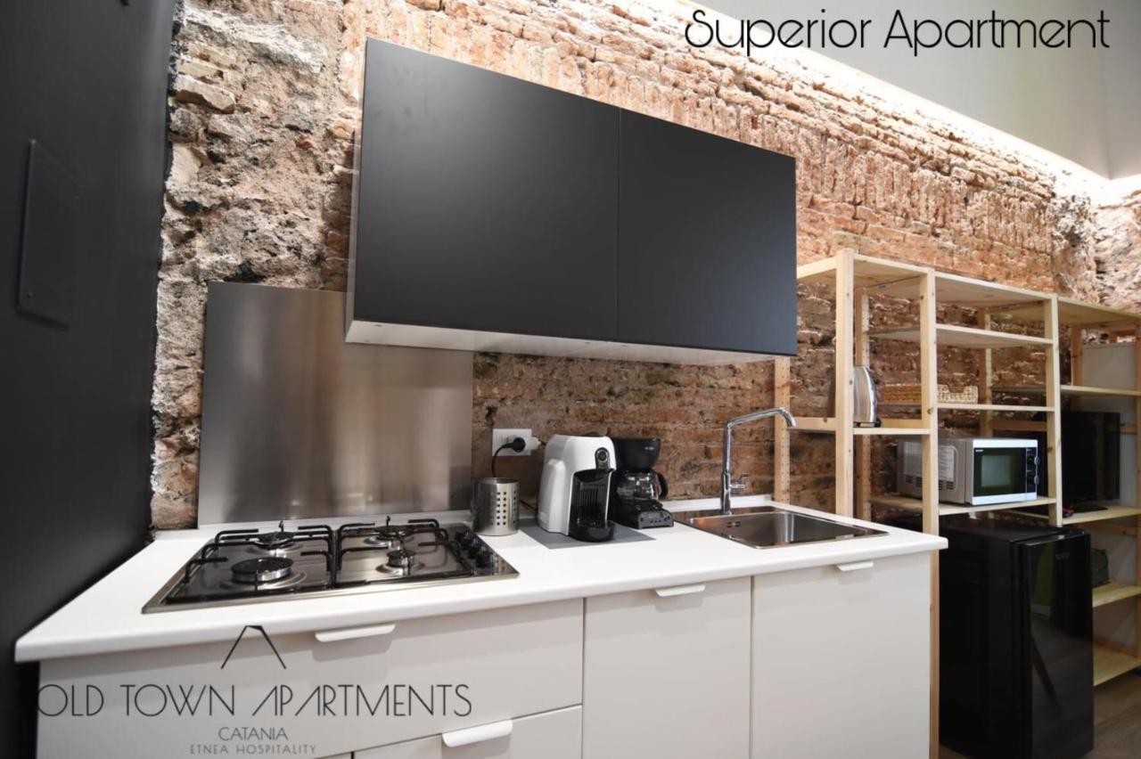 Old Town Apartments Катания Экстерьер фото