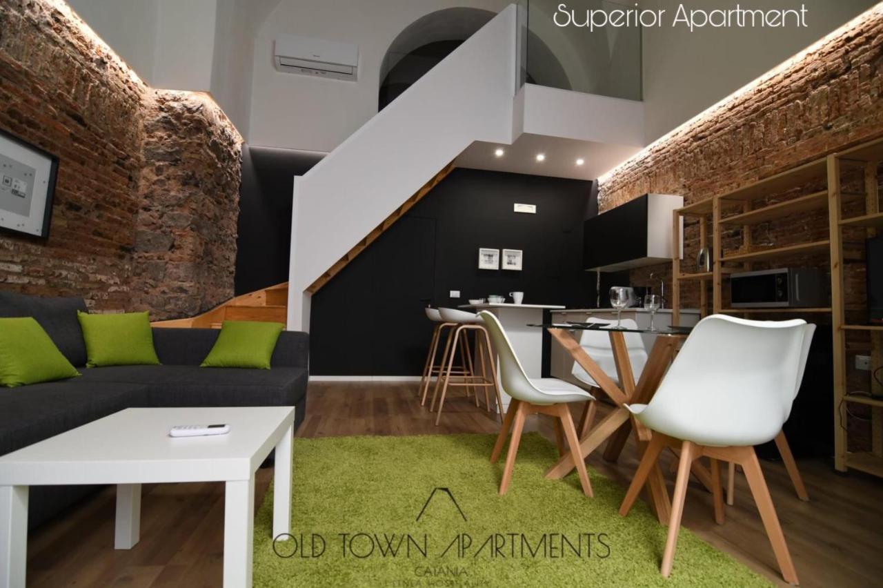 Old Town Apartments Катания Экстерьер фото