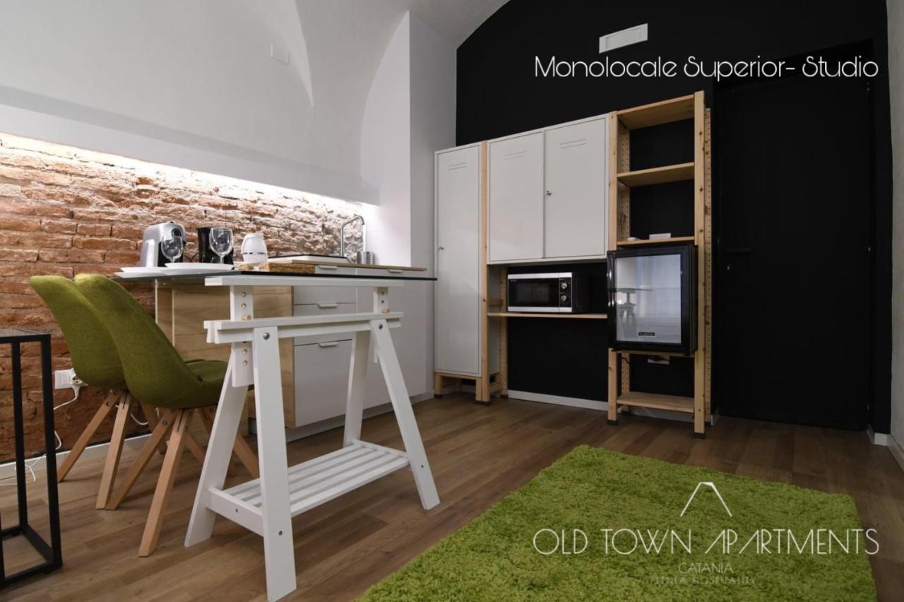 Old Town Apartments Катания Экстерьер фото