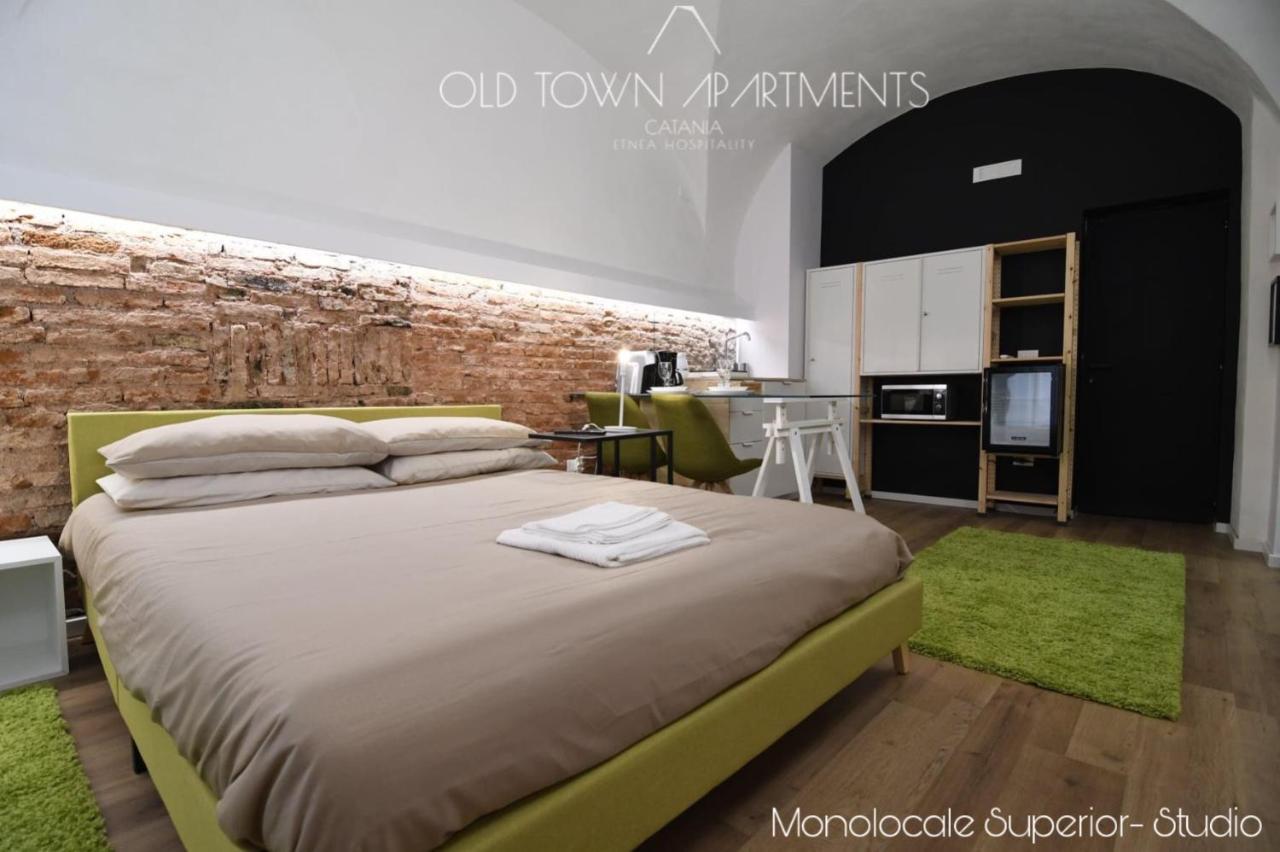 Old Town Apartments Катания Экстерьер фото