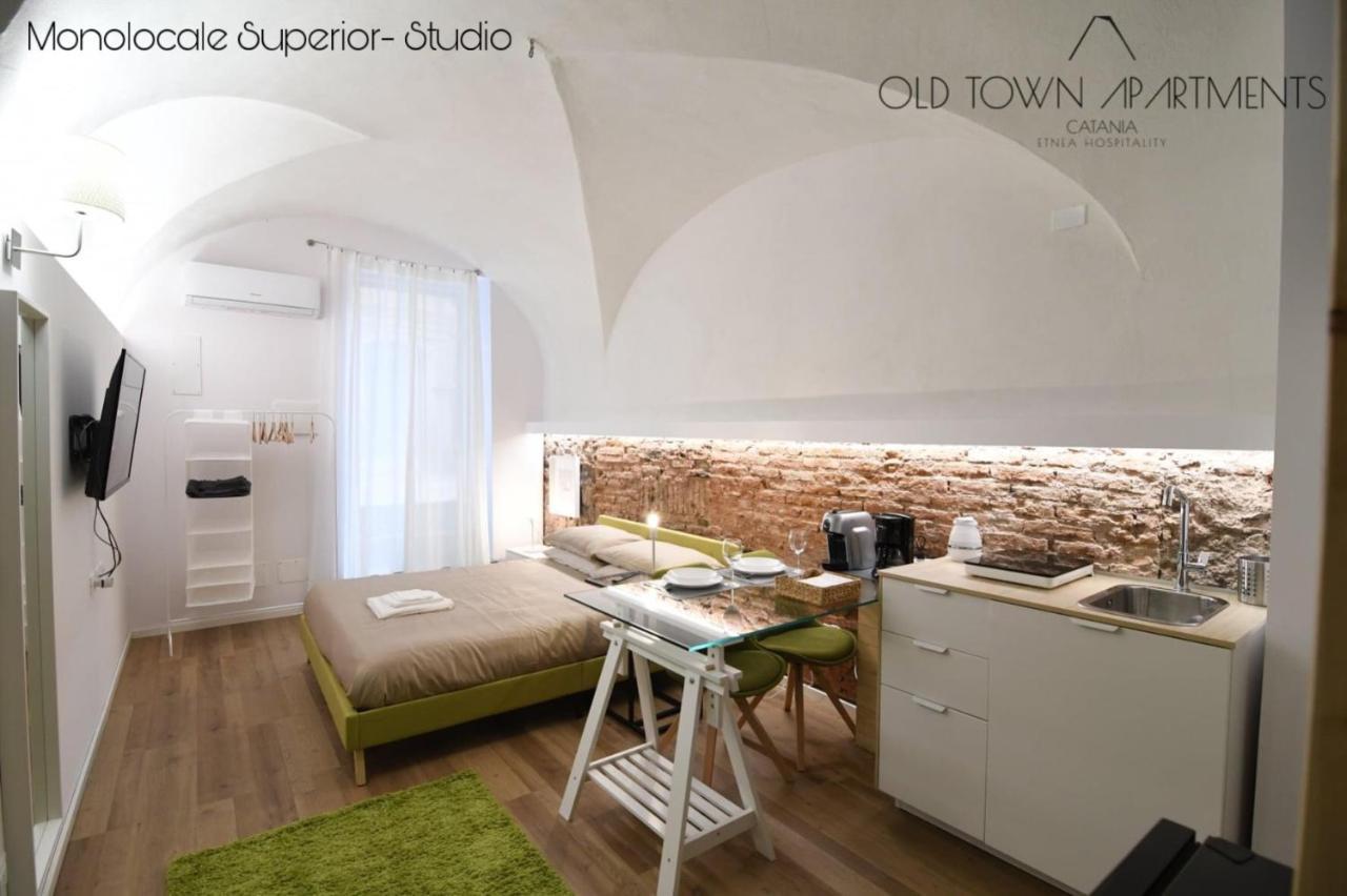 Old Town Apartments Катания Экстерьер фото